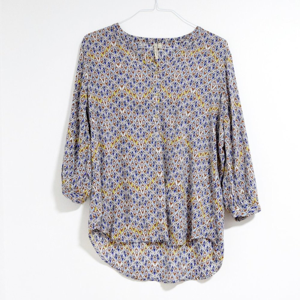 GRAND & GREENE Diamond Pattern Henley High-low Flowy Blouse Tunic Shirt | Size M